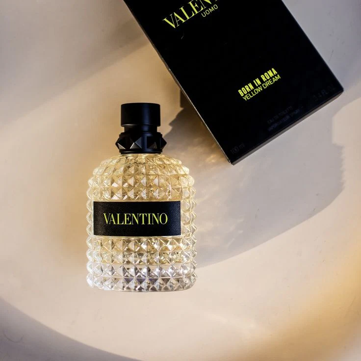 VALENTINO uomo Born in Roma Yellow Dream Eau de Toilette. 3.4oz 100ml